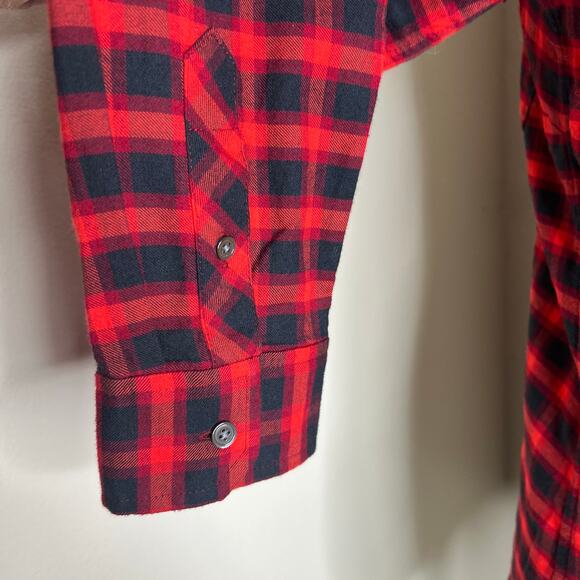 LL Bean Signature Flannel Shirt 6 Womens Red Black Plaid Western Lightweight New - Picture 5 of 9